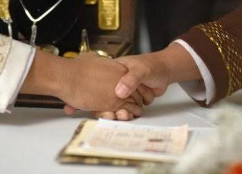 Mengharukan, dua sejoli di Inhil, ikrarkan ijab kabul di dalam tahanan