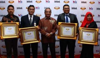 Bank Riau Kepri Borong  4  Penghargaan di Infobank  Award 2016