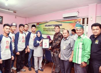 Daftar ke KPU, Intsiawati Ayus optimis Terpilih kembali