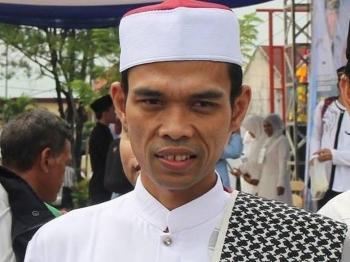 Ustaz Abdul Somad Ceraikan Istrinya