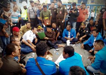 Berkali-kali cemari laut, OKP & LSM di Dumai kompak demo PT Naga Mas