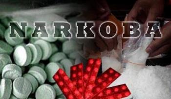 Polda Riau Buang 17 Gram Sabu ke Selokan