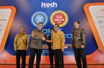 Bank Riau Kepri raih 2 Penghargaan Tertinggi di ajang TOP IT& TELCO 2017