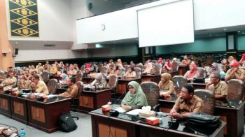 Duit Transport Guru Bantu Rp850 Ribu, Kadisdik Pekanbaru: terbawa perasaan