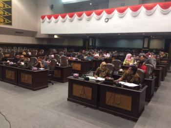 Di kabupaten serang banten, biaya transportasi haji Rp400 hingga Rp600 ribu 