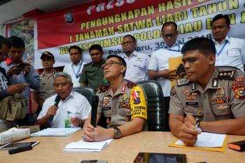 Polda dan BBKSDA Riau Sita 44 SATWA Dilindungi