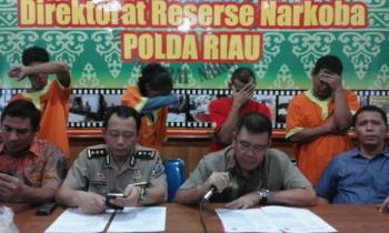 Polda Riau ungkap penjual sabu dan ekstasi jaringan Aceh