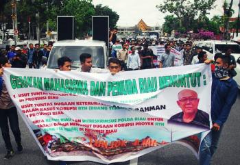 Dugaan korupsi RTH, Polisi & Jaksa didesak usut Anto Rachman, Kakak Kandung Gubernur Riau
