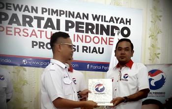 Hotland Simanjuntak SH ditunjuk bentuk LBH Partai Perindo Riau