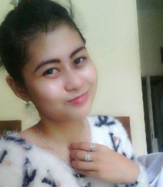Putri Intan, Dara Cantik Pekanbaru Menangis Histeris di Dalam Kamar [Cast]