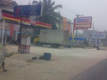 Senin Depan, Satpol PP Tutup Paksa Alfamart di Lintas Timur