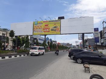 Desak Satpol PP Pekanbaru Potong Besi Bando Reklame, DPRD: Jangan Coba Main-Main