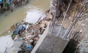 Turap Rp1,5 Milyar di Bagan Batu ambruk, warga sebut "asal jadi"