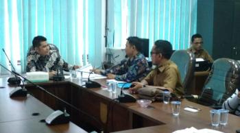 DPRD Pekanbaru terima aduan belasan Guru Honor Komite