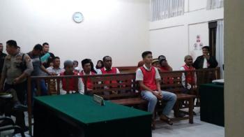 Bunuh Nenek,Tio Divonis 18 Tahun Penjara