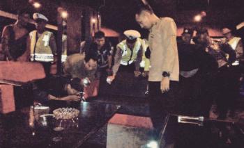 Razia narkoba Pekanbaru, 8 pria, 6 cewek dan narkoba diamankan dari tempat hiburan malam