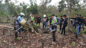 Patroli bareng Komunitas Terabas, Kapolres Kuansing pergoki warga sedang bakar lahan
