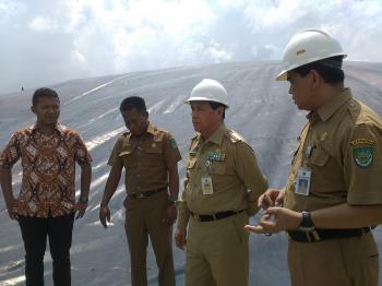 Bupati Rohul Tinjau Operasional PLTGB Rantau Sakti