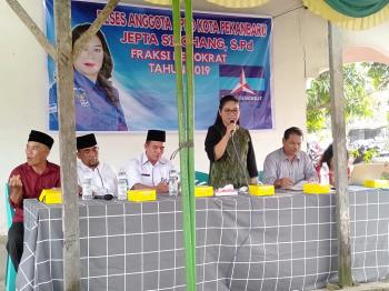 Masalah KTP Elektronik Jadi Sorotan Warga Payung Sekaki Pekanbaru