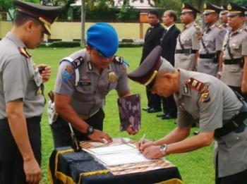 7 Kapolsek dan 1 Kasat di Polres Kampar Serah Terima Jabatan