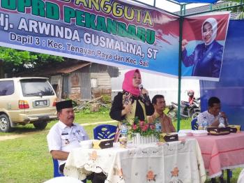 Reses Arwinda, 700 KK Tiap Bulan Numpang Posyandu Di Rumah Masyarakat