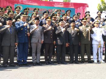 HUT TNI Ke-74 di Pekanbaru Berlangsung Meriah