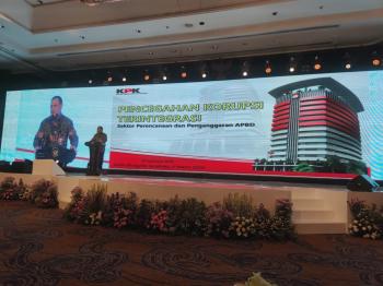 KPK : Menerima Hadiah Awal Mula Terjadinya Korupsi