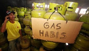 Gas 3 kilo hilang dipasaran, Warga Pekanbaru ini terpaksa beli gas 5,5 kilo dengan harga tinggi