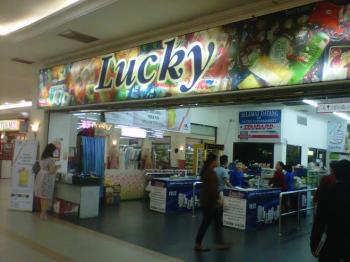 Mak jang, 2 tahun "tutup mata" Pemko Pekanbaru kecolongan soal izin lucky supermarket