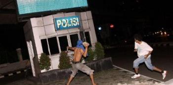 Pos Pengendali Gepeng di Simpang SKA Pekanbaru Dirusak OTK