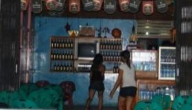 Beuh! Cewek pelayan kafe remang-remang di Kuansing pun pakai Sabu