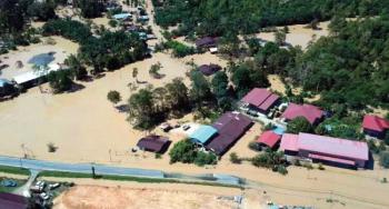 Jika Air Naik 20 cm, Rumah Warga Desa Mentulik akan Terendam