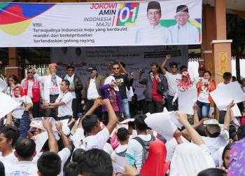 Sasar Kota Pangkalan Kerinci, Relawan Jokowi minta jangan percaya Fitnah