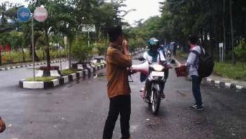 Dukung Aksi 4 Rekan yang Jahit Mulut, Mahasiswa UIR Galang Solidaritas