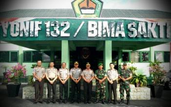 Danyon Yonif 132 Kampar: baru kali ini seorang Kapolda silaturahmi ke markas ini
