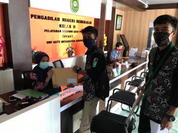 Gelombang Dukungan Jelang Vonis Pak Bongku, Petani Kecil Bengkalis