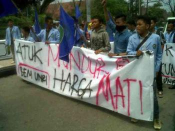 BEM UNRI Sebut DPRD Riau dan LAM Riau "Mandul"
