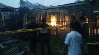 Empat Rumah di Asrama Brimob Pekanbaru Dilalap si Jago Merah