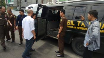 Kejari Pekanbaru Tahan Dosen Unri Terlibat Korupsi