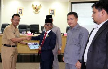 Galeri Foto Sidang Paripurna DPRD Kampar Pembahasan KUA PPAS RAPBD 2016