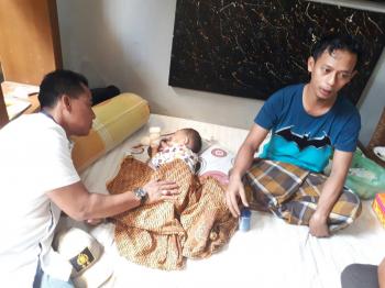 Raut sedih Wakapolresta Pekanbaru lihat derita bayi Hayfah