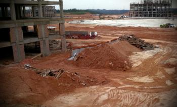 Proyek perkantoran Pemko Pekanbaru dihentikan, FITRA: sejak awal tak benar!