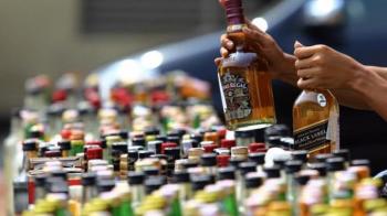 2015, Bea Cukai Riau-Sumbar Tangani Puluhan Kasus Rokok dan Miras Ilegal