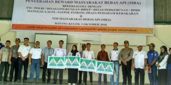 PT Musimas Salurkan Penghargaan Empat Desa Bebas Api