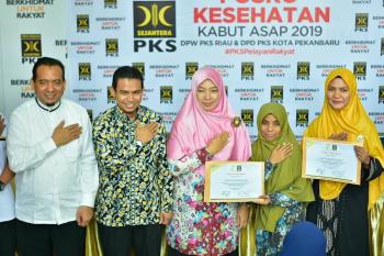 DPW PKS Riau, Resmi Menutup Posko Penampungan Kabut Asap Hari ini