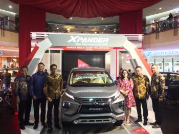 Mau mobil aman & nyaman, ke Mall SKA Pekanbaru aja, Mitsubishi Xpander Launching Exhibition