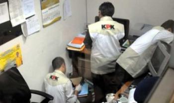 Usai Rumah dan Kantor Gulat Manurung, KPK Geledah Rumah Dinas "Atuk"