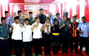 Saat Pimpinan TNI-Polri di Riau Deklarasi di Kampung