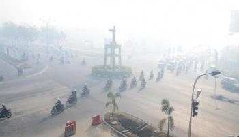 Edyanus: Riau Harus Berstatus Tanggap Darurat Asap!