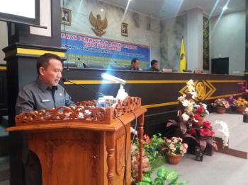 Banjir dan administrasi KTP Elektronik dilaporkan dalam Paripurna Reses